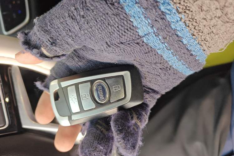 Used SWM G01 2019 F Version 1.5T Automatic Golden Powder Edition National VI Vehicle Key