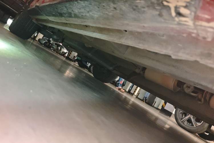 Used SWM G01 2019 F Version 1.5T Automatic Silver Powder Edition National V Chassis Front Right