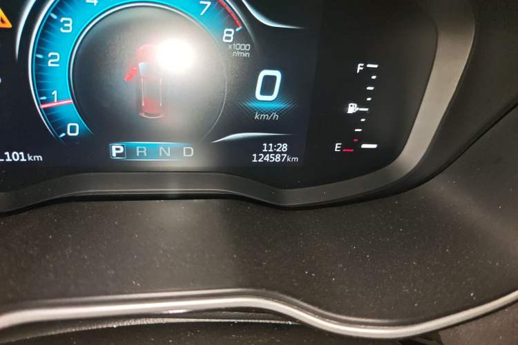 Used SWM G01 2019 F Version 1.5T Automatic Silver Powder Edition National V Odometer Close Up