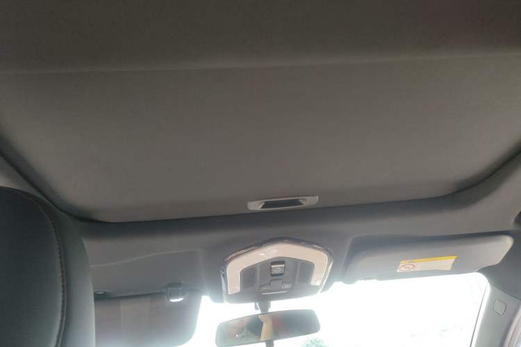 Used SWM G01 2019 F Version 1.5T Automatic Silver Powder Edition National V Headliner