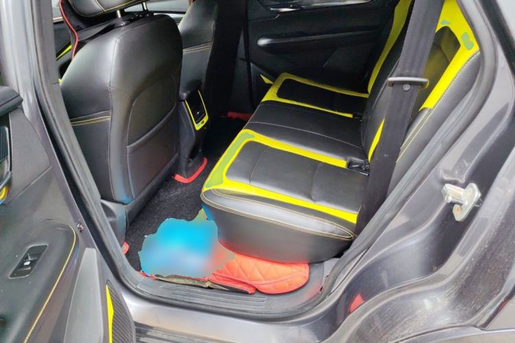 Used SWM G01 2019 F Version 1.5T Automatic Golden Powder Edition National V Left Rear Seat