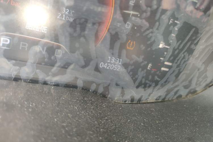 Used SWM G01 2019 F Version 1.5T Automatic Silver Powder Edition National V Odometer Close Up
