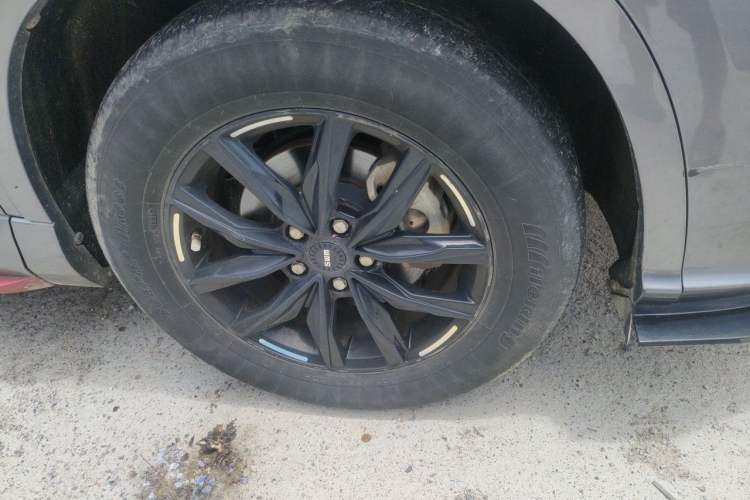Used SWM G01 2019 F Version 1.5T Automatic Silver Powder Edition National V Right Front Wheel Hub