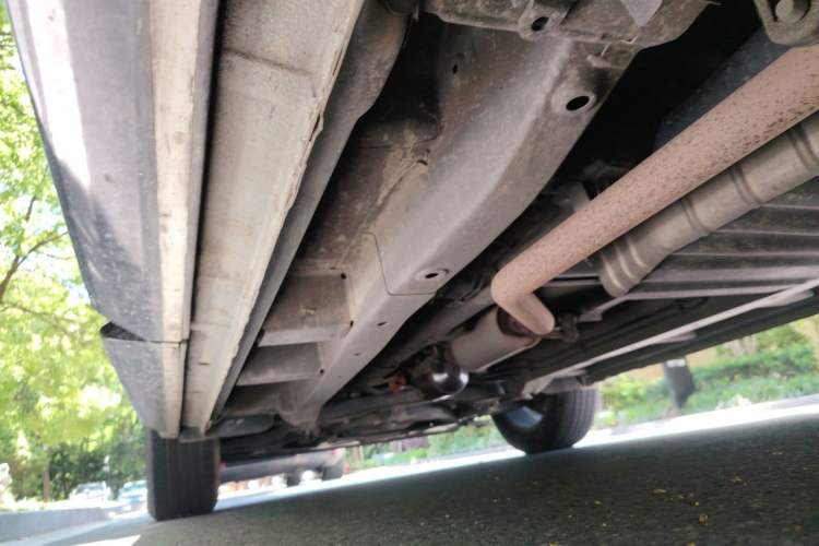 Used SWM G01 2019 F Version 1.5T Automatic Golden Powder Edition National VI Chassis Rear Left