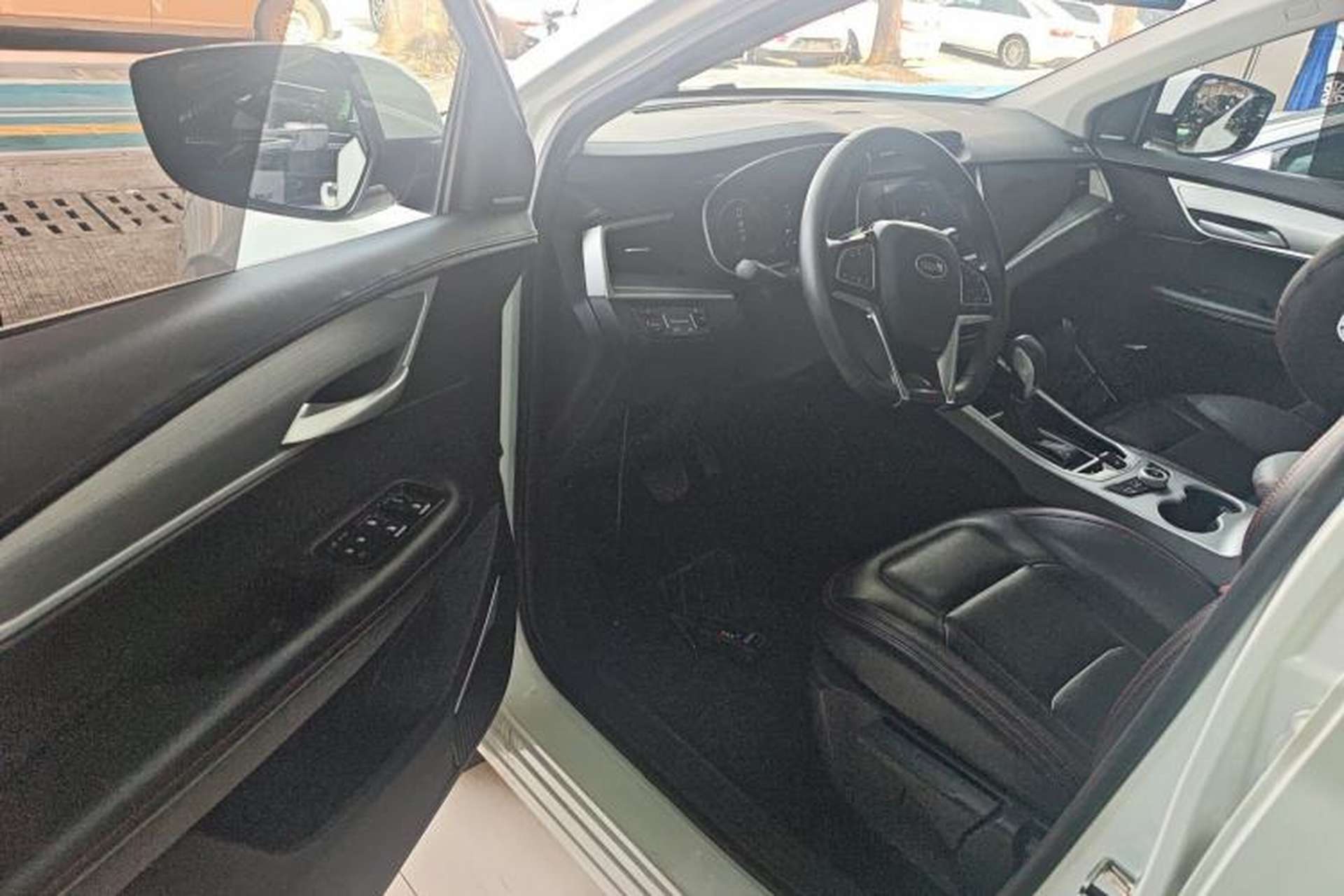 Used SWM G01 2019 1.5T Automatic Premium UP China VI Emission Standard Driver Seat