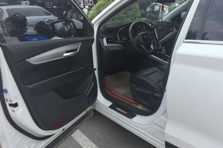 Used SWM G01 2019 1.5T Automatic Premium UP China VI Emission Standard Driver Seat