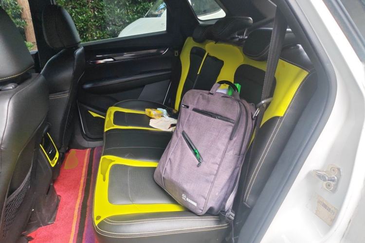 Used SWM G01 2019 F Version 1.5T Automatic Golden Powder Edition National VI Left Rear Seat