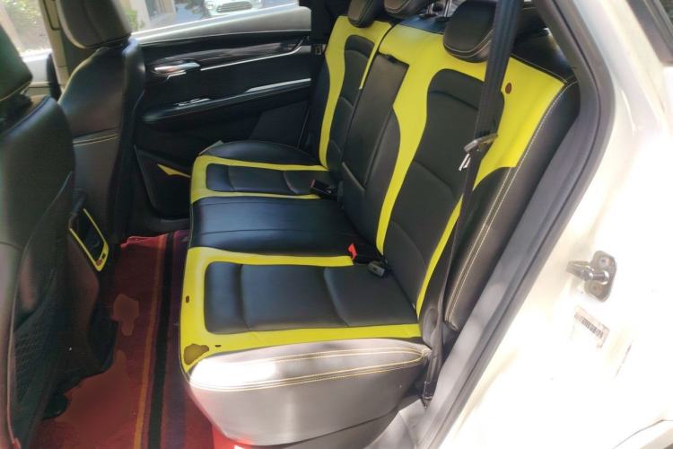 Used SWM G01 2019 F Version 1.5T Automatic Golden Powder Edition National VI Left Rear Seat