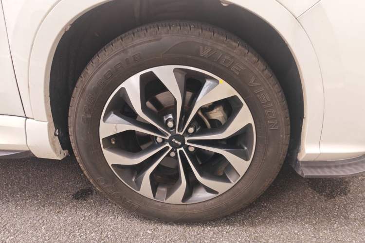 Used SWM G01 2019 F Version 1.5T Automatic Golden Powder Edition National VI Right Front Wheel Hub