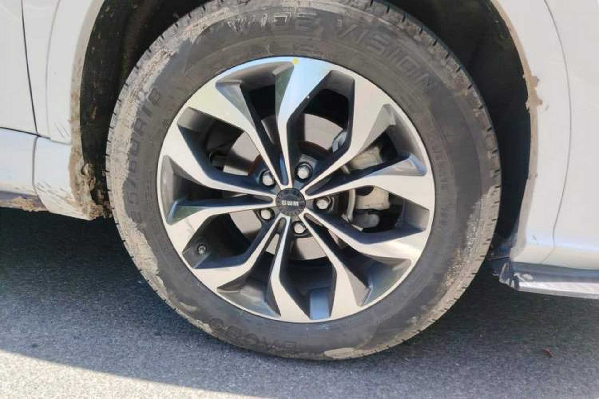 Used SWM G01 2019 F Version 1.5T Automatic Golden Powder Edition National VI Right Front Wheel Hub