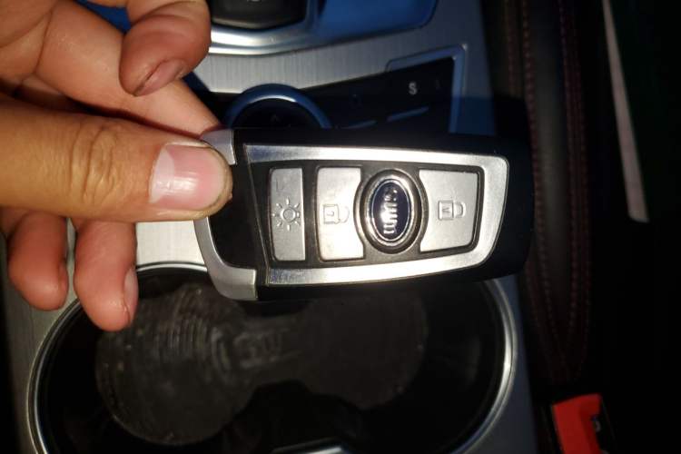 Used SWM G01 2019 1.5T Automatic Smart UP China VI Vehicle Key
