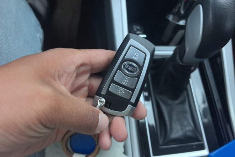 Used SWM G01 2019 1.5T Automatic Premium UP China VI Emission Standard Vehicle Key