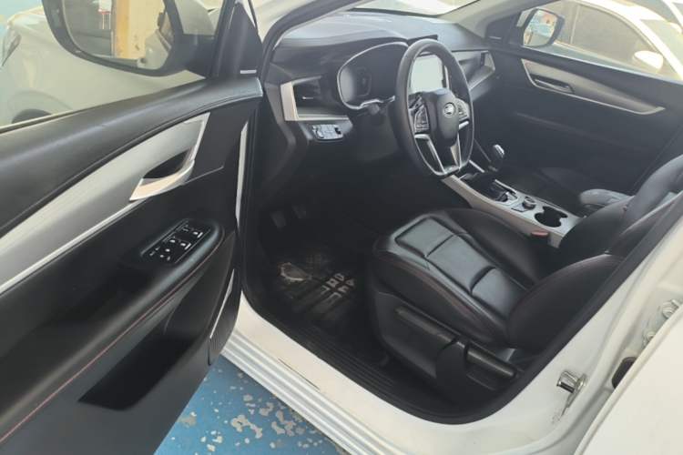 Used SWM G01 2021 2.0L Manual Knight Edition Driver Seat