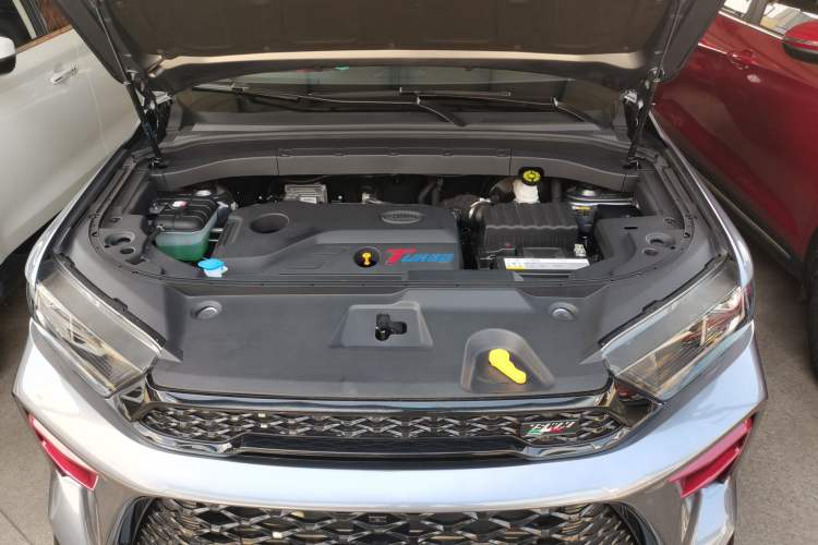 Used SWM G01FF 2022 Updated Version 1.5T DCT Star Edition Engine Bay