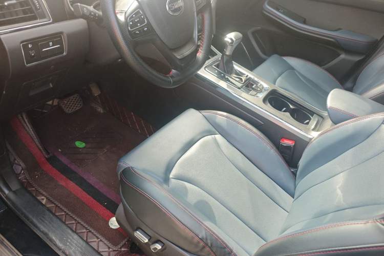 Used SWM G05 2021 PRO 1.5T Automatic Luxury Model 7 Seats Driver Seat