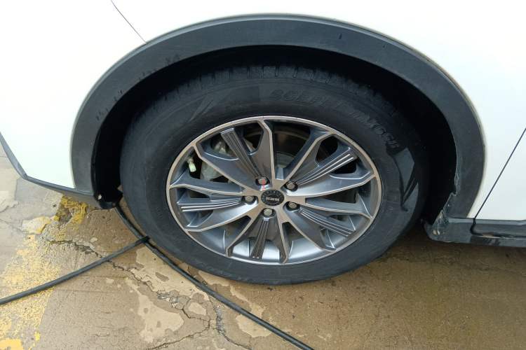 Used SWM G05 2021 PRO 1.5T Automatic Luxury Model 7 Seats Left Front Wheel Hub
