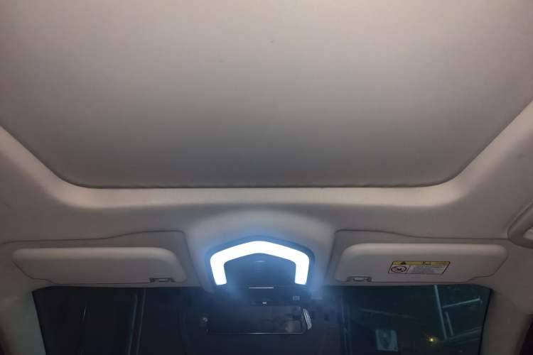 Used SWM G05 2019 1.5T Automatic Luxury Model Headliner