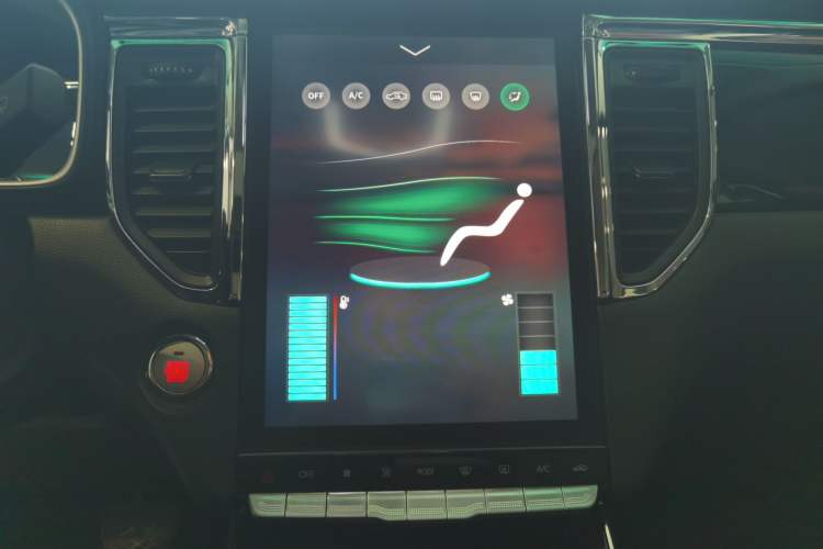 Used SWM G05 2019 1.5T Automatic Luxury Model Audio And AC Panel