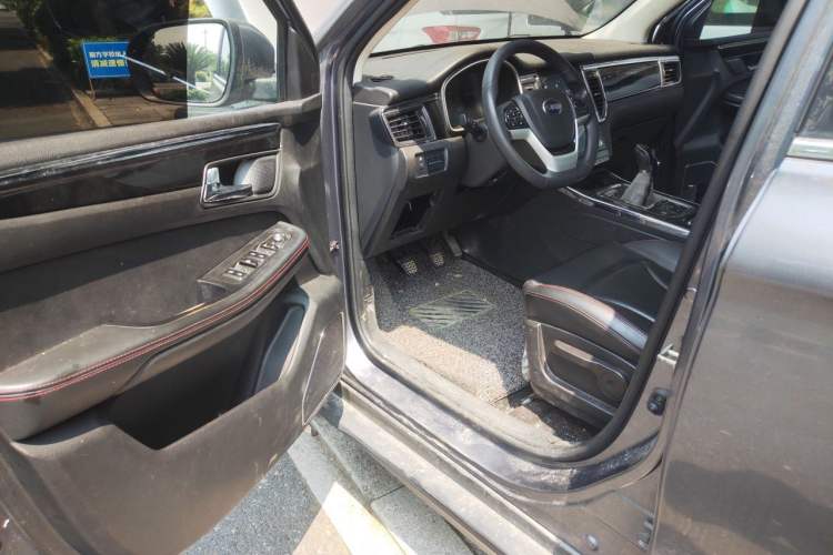 Used SWM G05 2019 2.0L Manual Luxury Edition Driver Seat