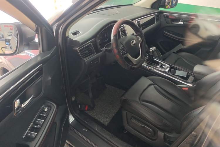 Used SWM G05 2019 1.5T Automatic Luxury Model Driver Seat