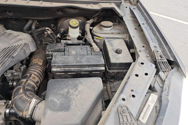 Used SWM G05 2019 1.5T Automatic Luxury Model Engine Bay Left
