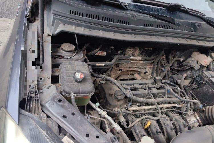 Used SWM G05 2019 2.0L Manual Standard Model Engine Bay Right