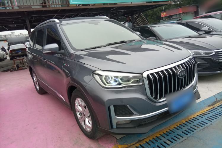 Used SWM G05 2019 1.5T Automatic Luxury Model Exterior 2