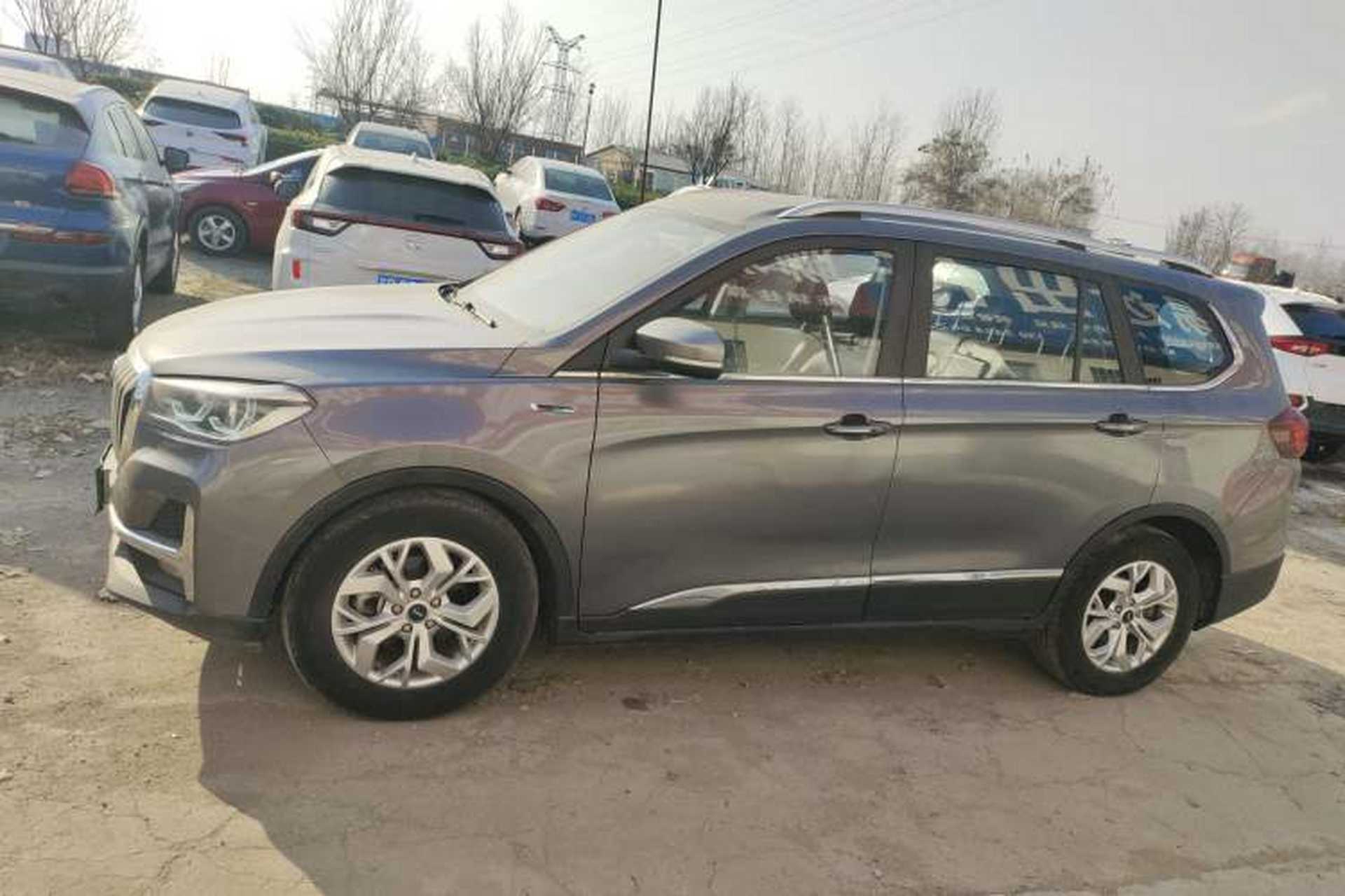 Used SWM G05 2019 1.5T Automatic Luxury Model Exterior 3