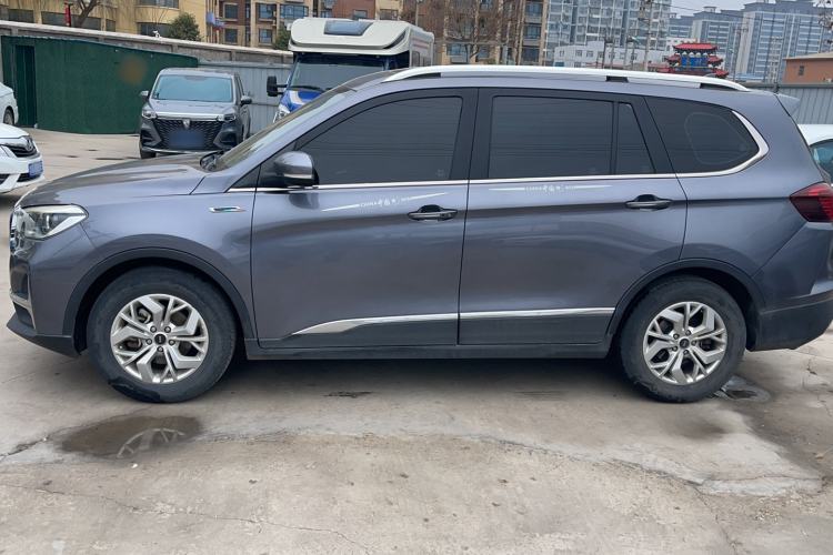 Used SWM G05 2019 2.0L Manual Luxury Edition Exterior 3