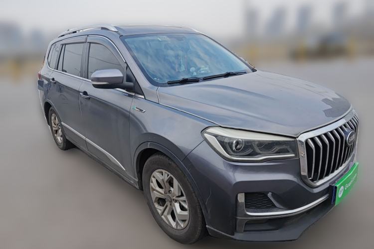Used SWM G05 2019 1.5T Automatic Luxury Model Front Right 45 Deg