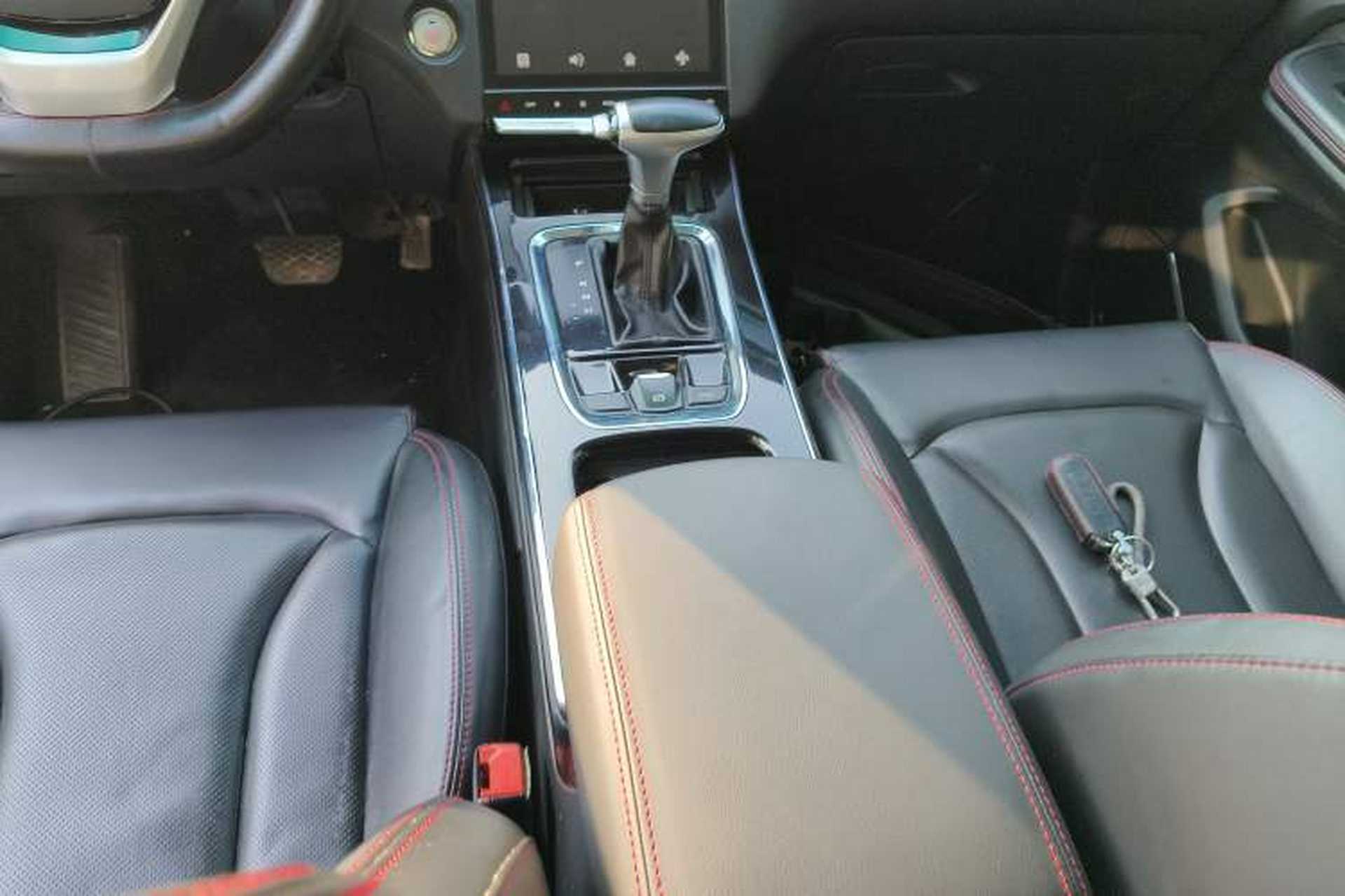 Used SWM G05 2019 1.5T Automatic Luxury Model Gear Lever