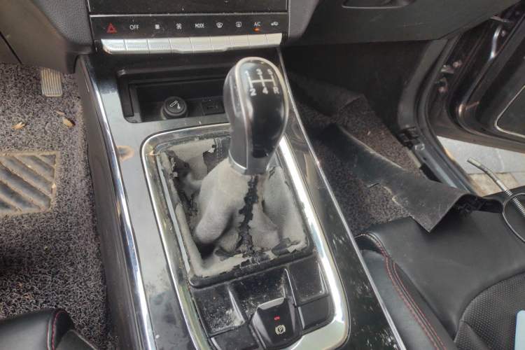 Used SWM G05 2019 2.0L Manual Luxury Edition Gear Lever