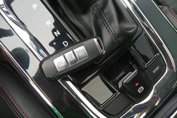Used SWM G05 2019 1.5T Automatic Luxury Model Interior 1