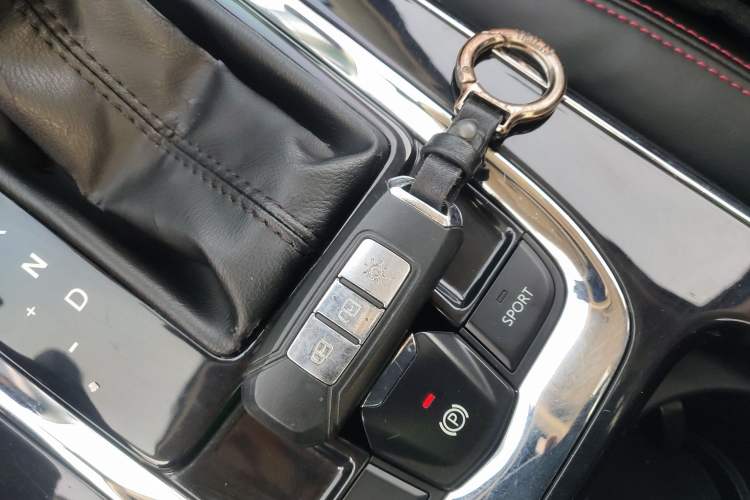 Used SWM G05 2019 1.5T Automatic Luxury Model Interior 1
