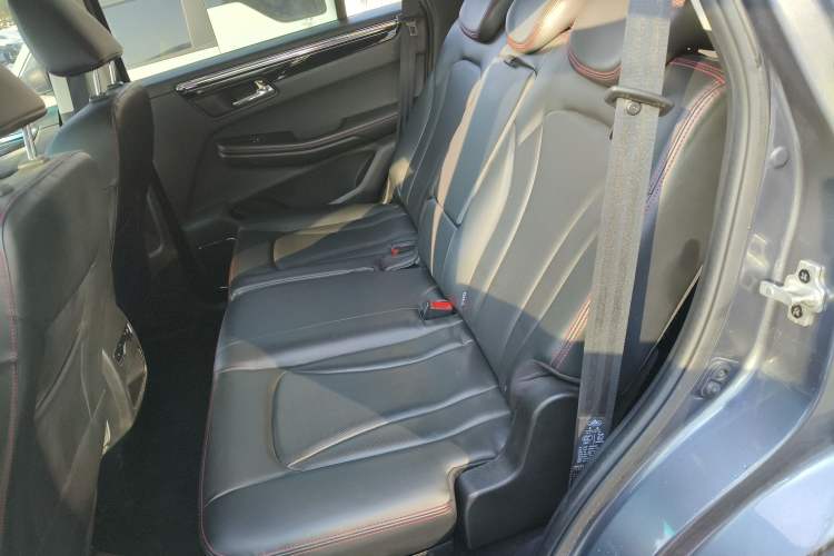 Used SWM G05 2019 1.5T Automatic Luxury Model Interior 4