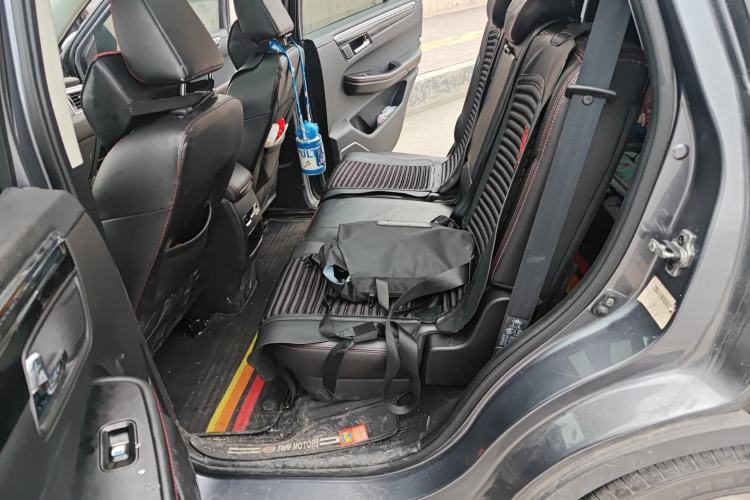 Used SWM G05 2019 1.5T Automatic Luxury Model Interior 4