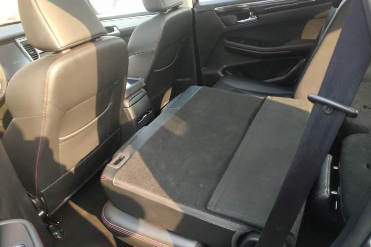Used SWM G05 2019 1.5T Automatic Luxury Model Interior 4
