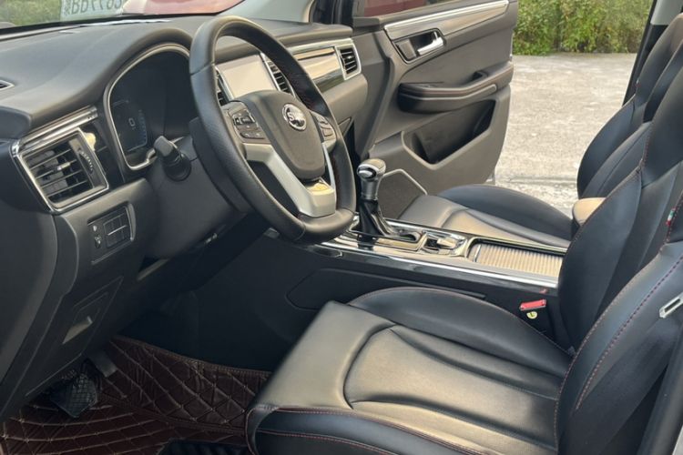 Used SWM G05 2019 1.5T Automatic Luxury Model Interior 7