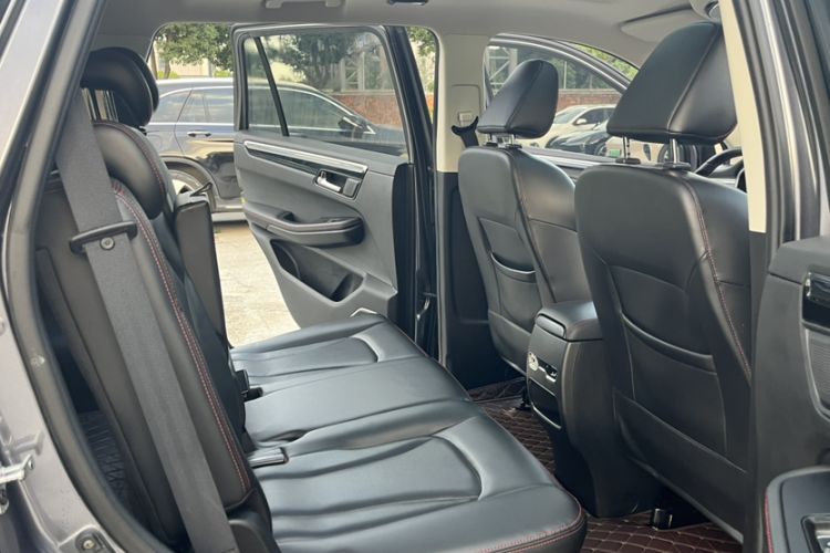 Used SWM G05 2019 1.5T Automatic Luxury Model Interior 8