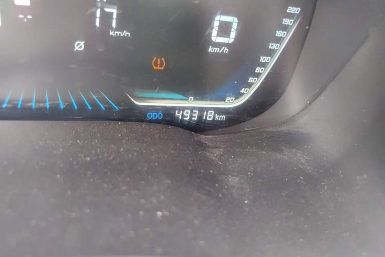 Used SWM G05 2019 2.0L Manual Standard Model Odometer Close Up