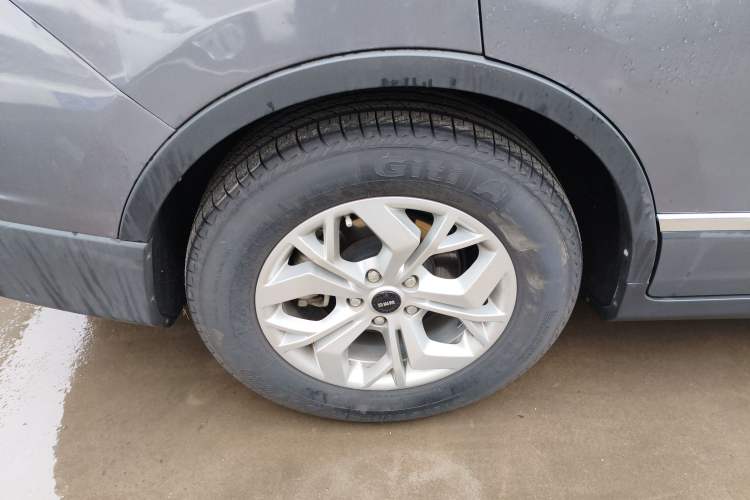 Used SWM G05 2019 2.0L Manual Luxury Edition Right Rear Wheel Hub