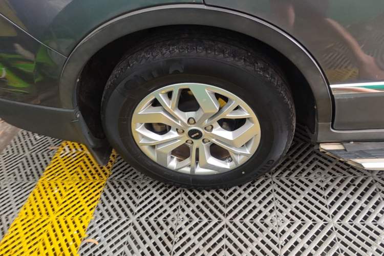 Used SWM G05 2019 1.5T Automatic Luxury Model Right Rear Wheel Hub