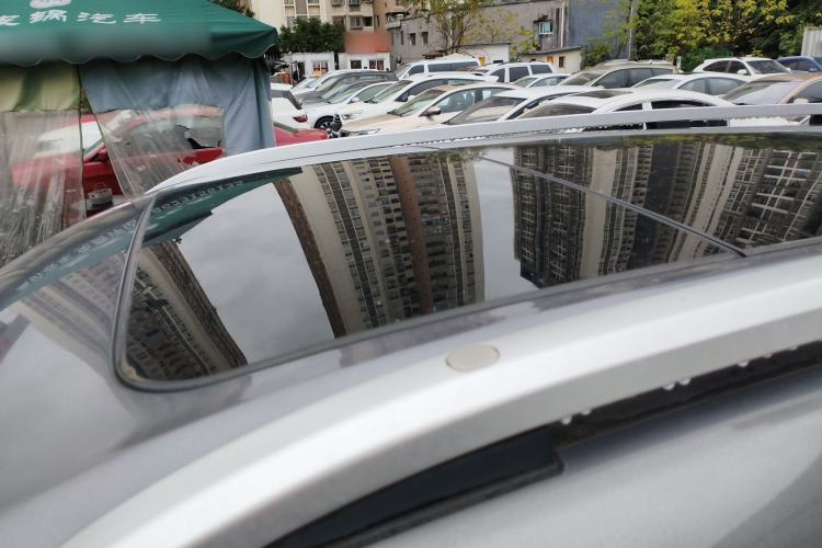 Used SWM G05 2019 2.0L Manual Luxury Edition Roof