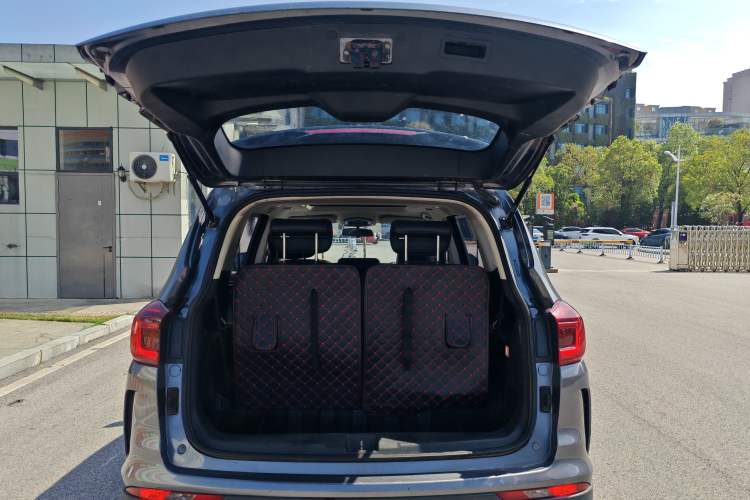 Used SWM G05 2019 1.5T Automatic Luxury Model Trunk