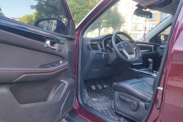 Used SWM G05 2019 2.0L Manual Luxury Edition Driver Seat
