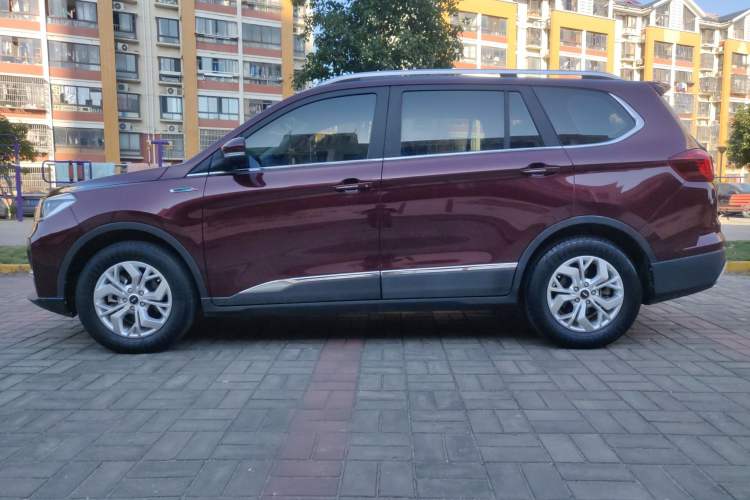 Used SWM G05 2019 2.0L Manual Luxury Edition Left Side
