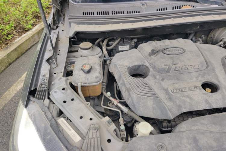 Used SWM G05 2019 1.5T Automatic Prestige Edition Engine Bay Right