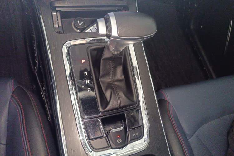 Used SWM G05 2019 1.5T Automatic Elite Edition Gear Lever