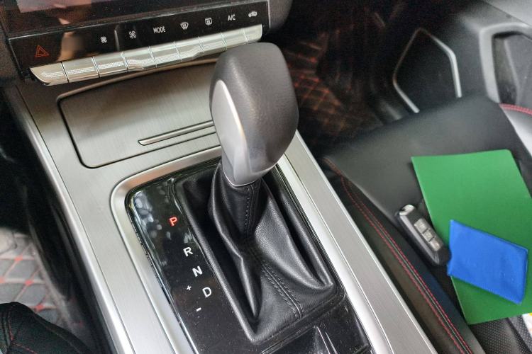 Used SWM G05 2019 1.5T Automatic Elite Edition Gear Lever