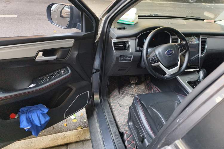 Used SWM G05 2019 1.5T Automatic Elite Edition Interior 3